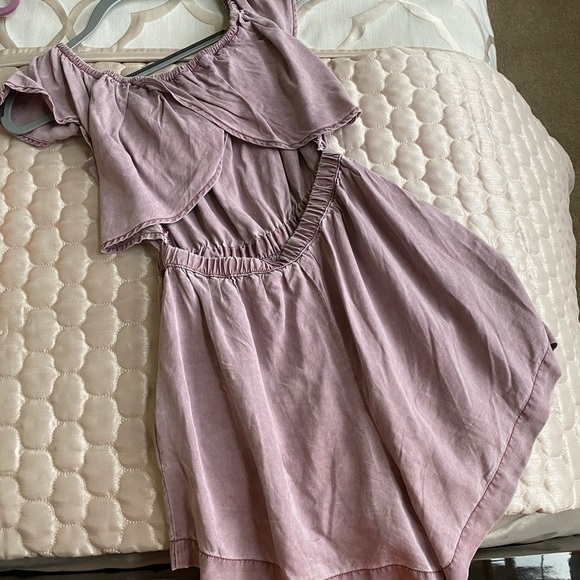 Ruffle Open Back Romper - Picture 4 of 4